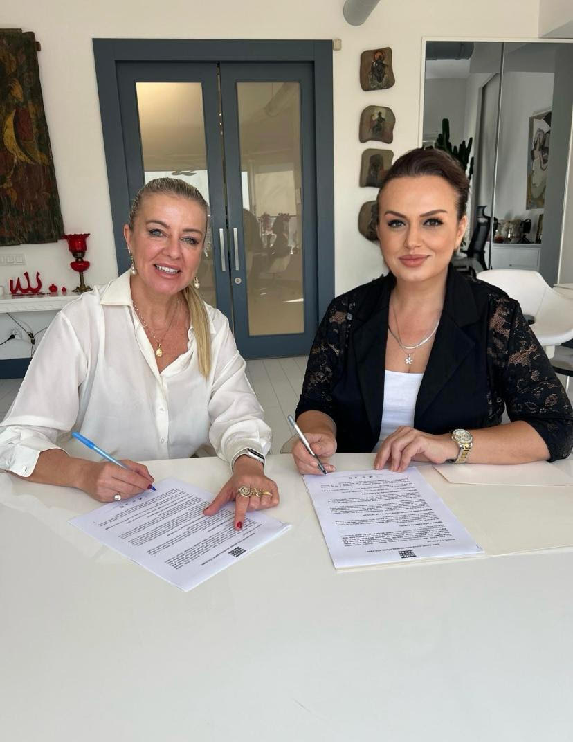 Sabiha Sefer Ünal İkinci Kitabının Müjdesini Verdi