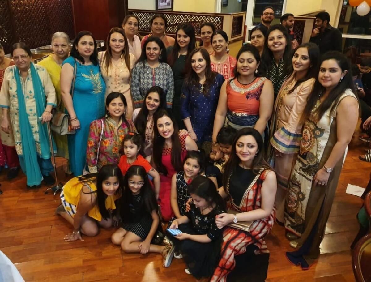 Diwali 'Bonus', Tatlılar: Dubai'de 76. Yılını Kutlayan Expat Ailesiyle Tanışın