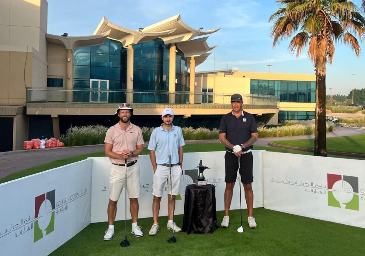 Ev Sahibi Oyuncu Vardy, Birinci Turdan Sonra Sharjah Golf ve Atış Kulübü'nü Açtı