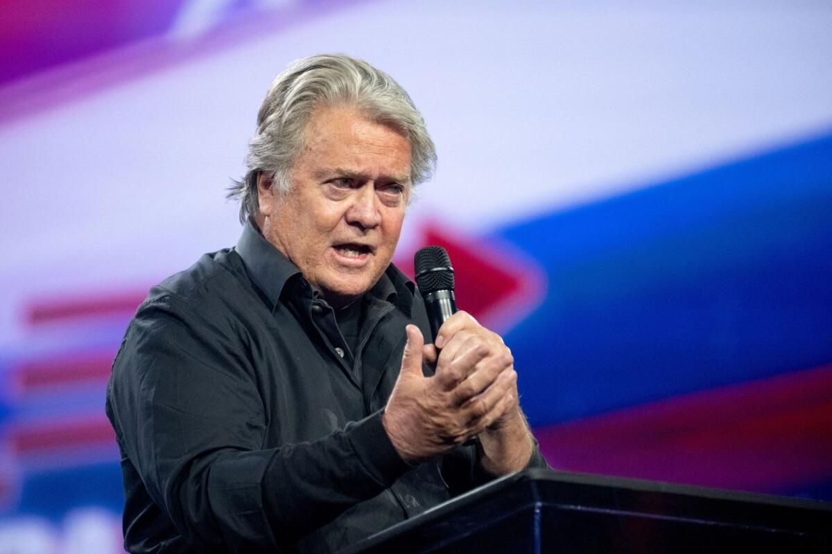 Trump Danışmanı Bannon, ABD Oylaması Öncesinde Hapisten Çıktı