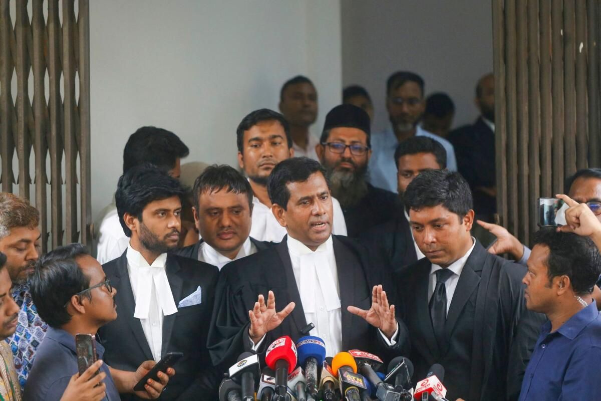 Bangladeş Mahkemesi, Sürgün Edilen Eski Başbakan Hasina için Tutuklama Emri Çıkardı