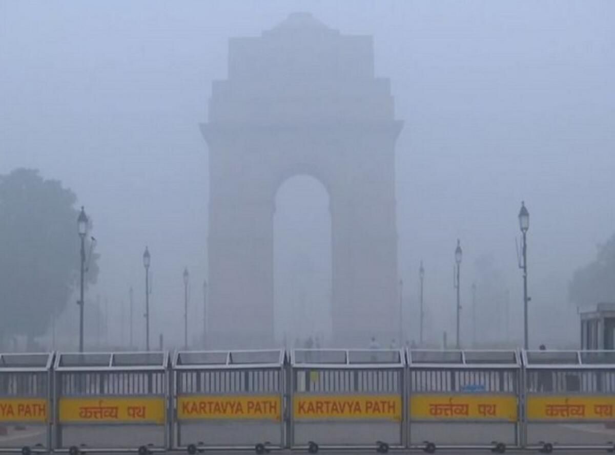 Hindistan: Görünürlüğün Düşük Olması Nedeniyle Delhi'nin Indira Gandhi Uluslararası Havalimanı'nda 8 Uçuş Yönlendirildi