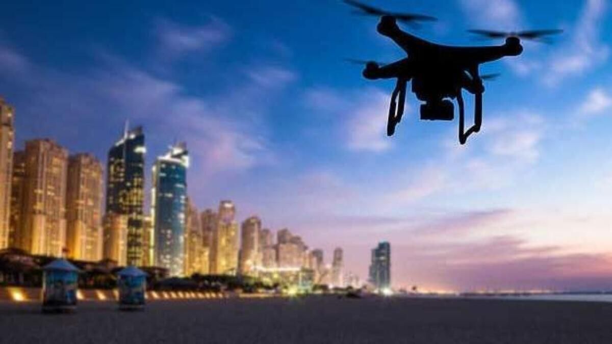 BAE Drone Yasağını Hafifletti: Çarpıcı Havadan Çekimler Yapmak, Tutkuyu Canlandırmak İsteyen Sakinler