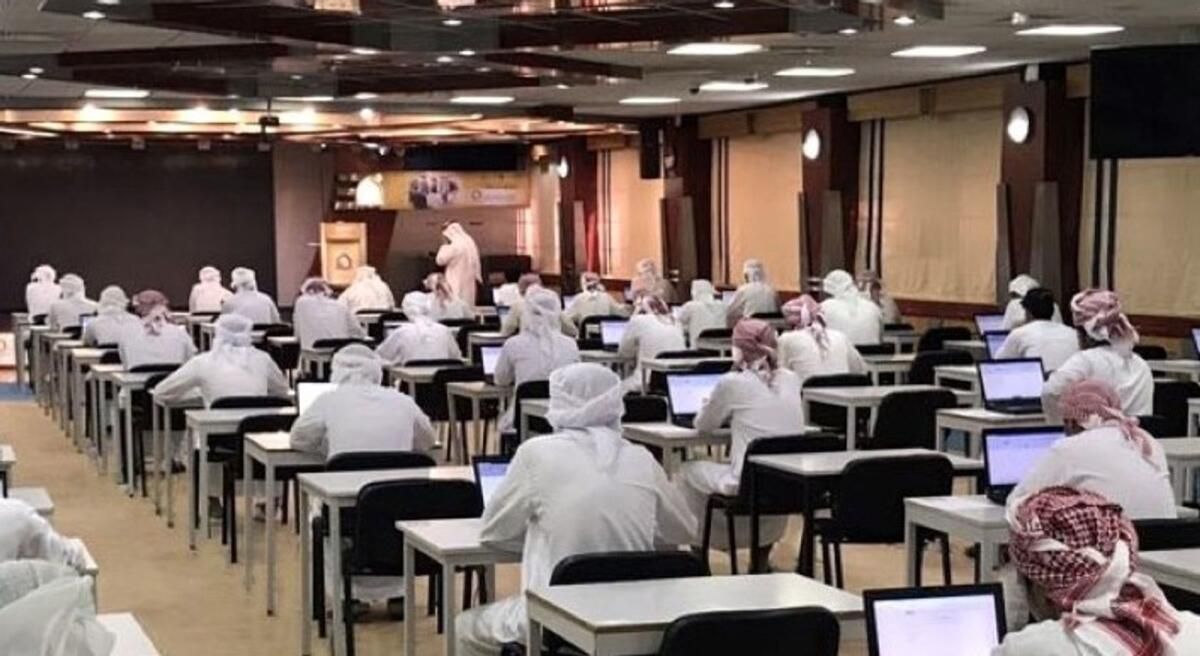 BAE: Emsat Sınavları İptal Edilirken Öğrenciler Yeni Üniversiteye Kabul Kriterlerini Bekliyor