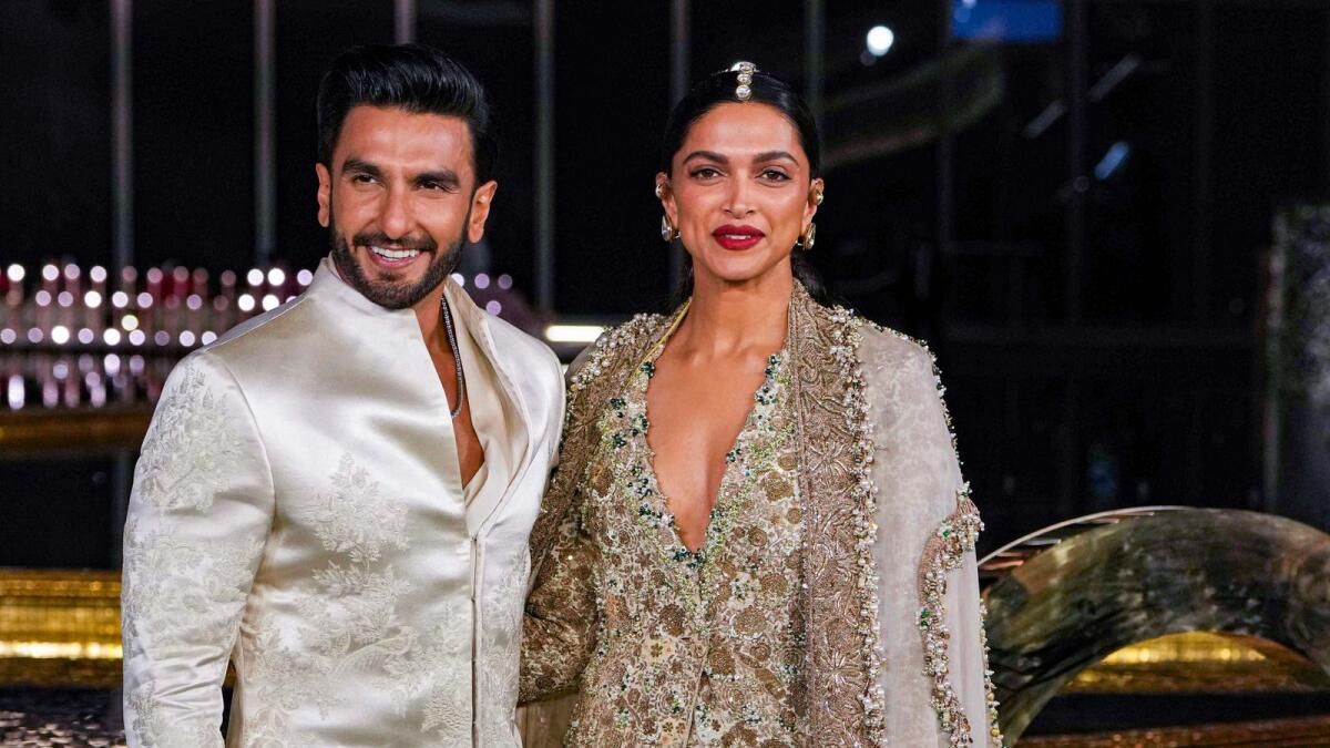 Deepika Padukone, Ranveer Singh Kızı Dua ile ilk kez Dışarı Çıktı