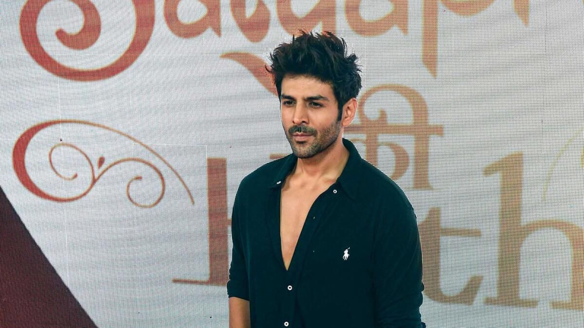 Maharashtra Anketleri: Kartik Aaryan Oy Kullandı, Vatandaşları Katılmaya Teşvik Etti