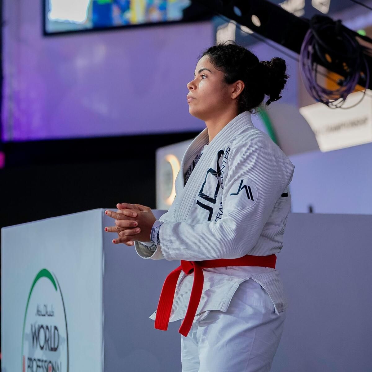 Abu Dabi: Brezilyalı iki Çocuk Annesi Beş Yıllık Aradan Sonra Jiu-Jitsu Mat'a Döndü