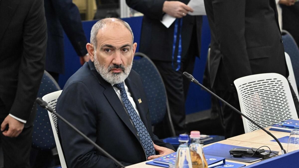 Başbakan'ın Çağrısı üzerine Ermenistan'ın Üst Düzey Güvenlik Yetkilileri ve Bakanlar İstifa Etti