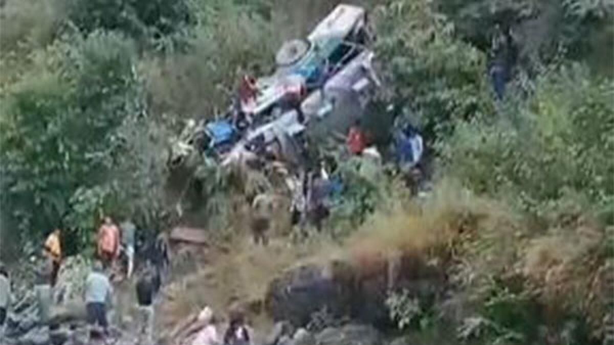 Hindistan: Uttarakhand'da Otobüs Vadiye Düştükten Sonra En Az 5 Ölü