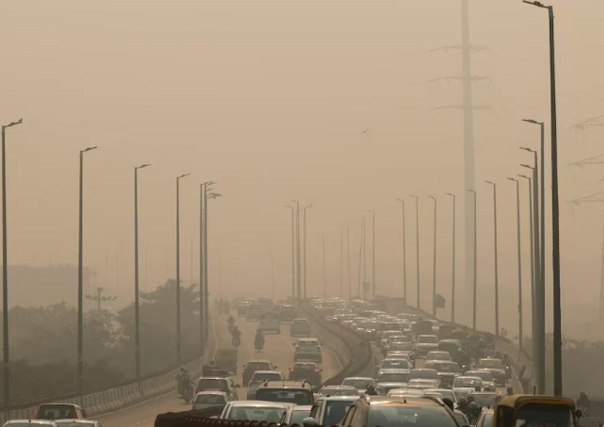 Hindistan'ın Delhi'si Duman Nedeniyle Okulları Kapattı