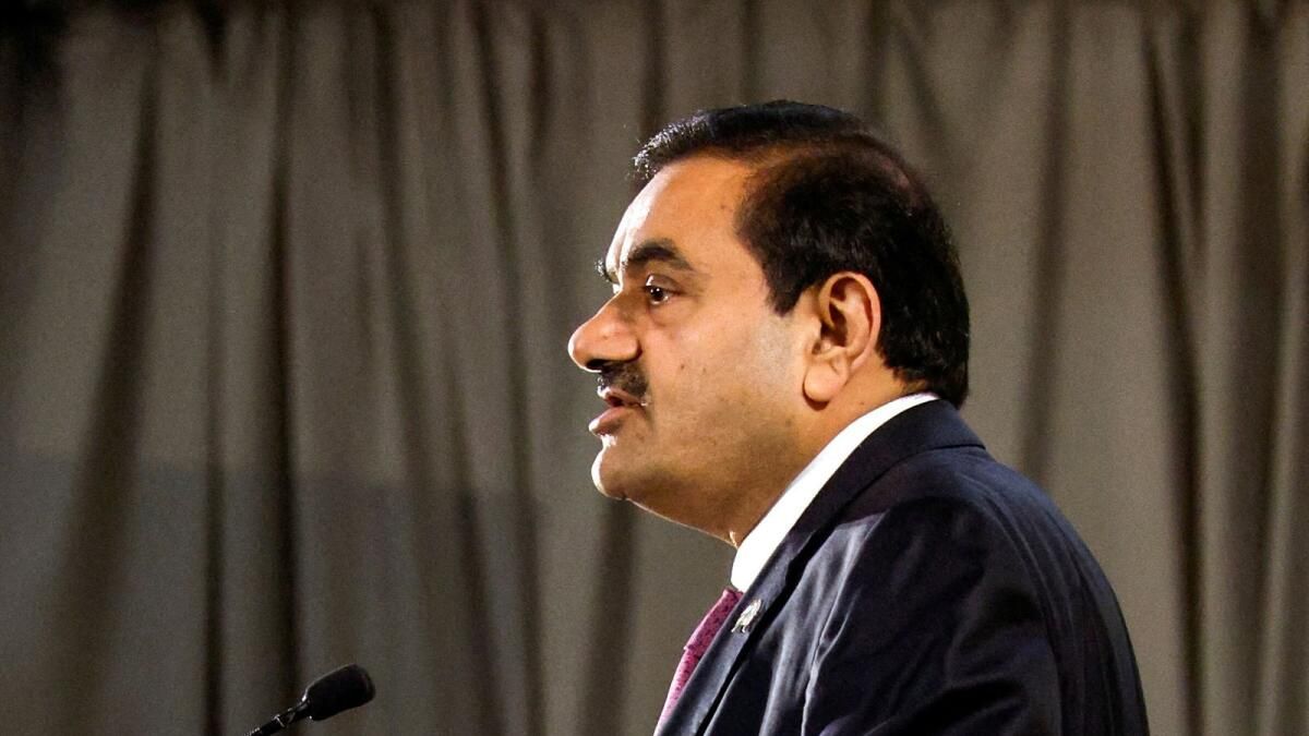 Kurucunun ABD'de Dolandırıcılık ve Rüşvetle Suçlanmasının Ardından Hindistan'ın Adani Enterprises Tankları