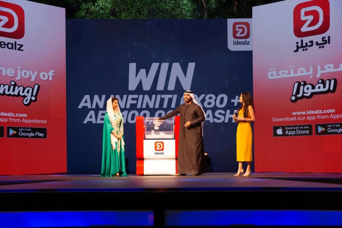 Dubai Alışveriş Festivali: 'Mega Çekiliş'te 100.000 Dh'lik Nakit Para Ödülü ve Yepyeni Arabalar Kazanın