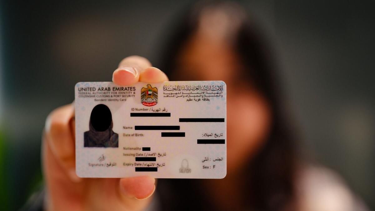 Emirates Id: Seyahat Yasağını Kontrol Etmekten Yakıt Ödemeye Kadar BAE'de Yaşayanlar için 8 Avantaj