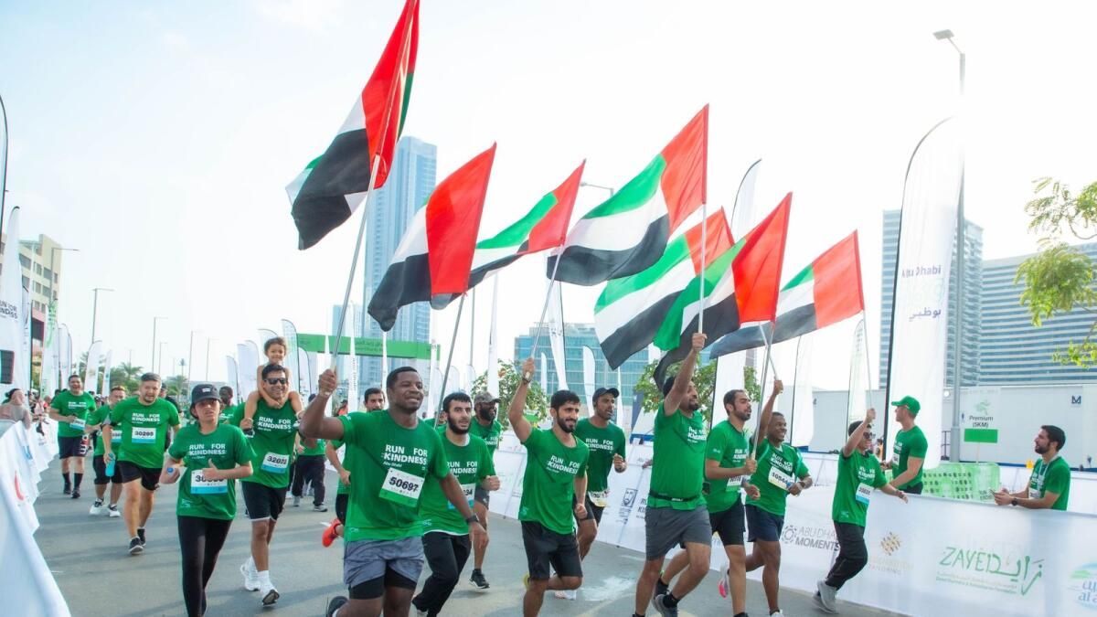 Bu Yeşil Kamyonları Abu Dabi'de mi Gördünüz? Zayed Charity Run için Ücretsiz Giriş Kazanın
