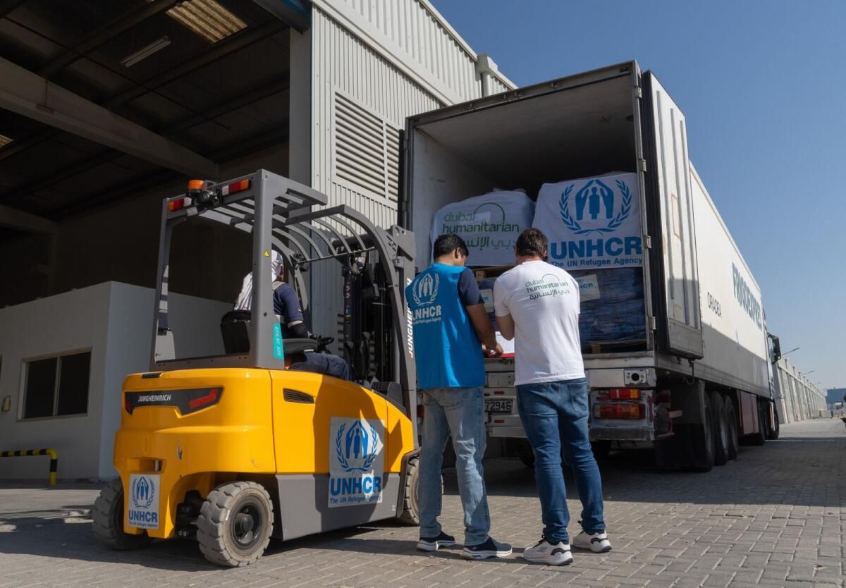 Dubai, Lübnan'a 192 Ton Acil Yardım Malzemesi Seferber Ederek Yardım Çabalarını Genişletiyor