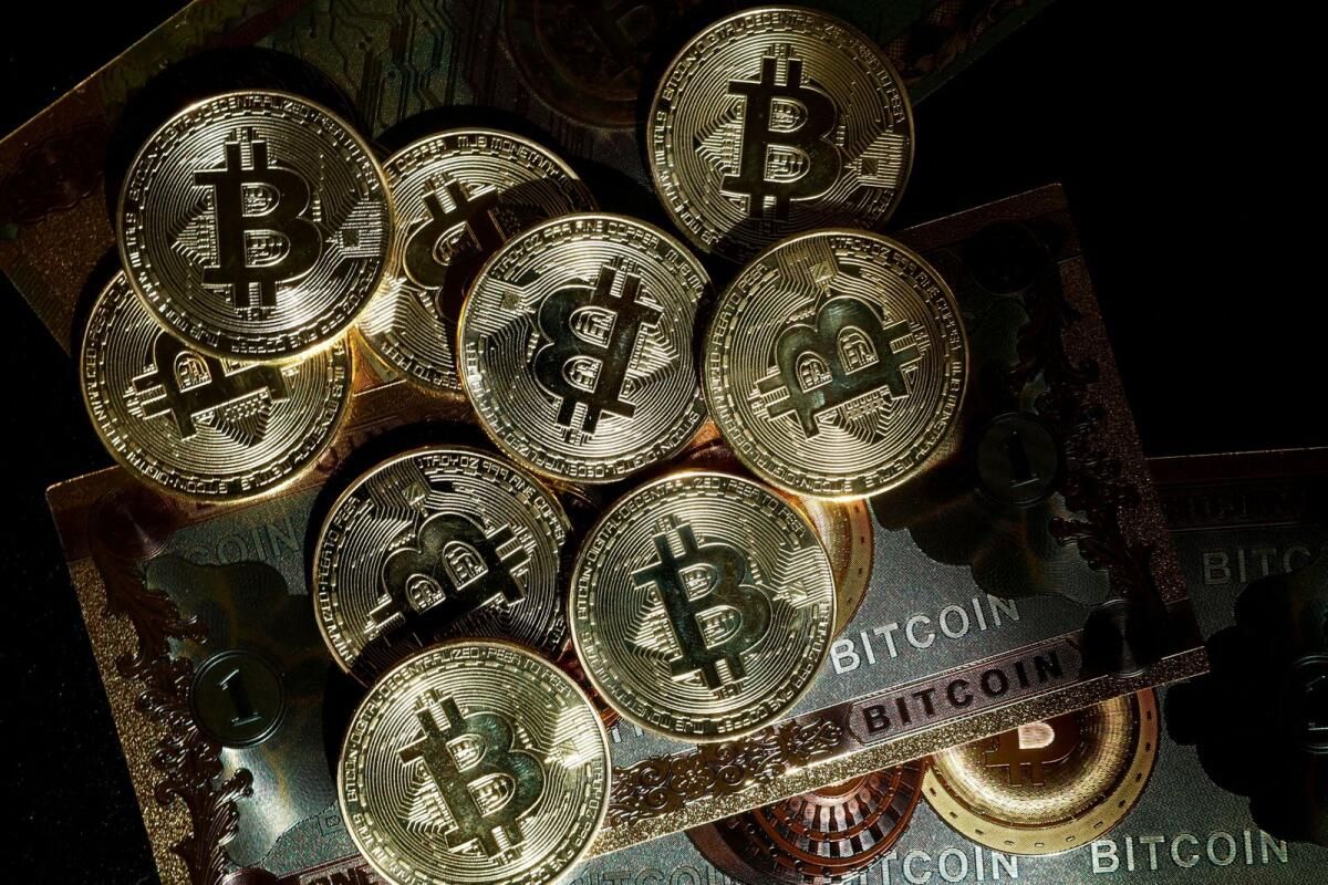 BAE Yatırımcıları, Trump Kazandıktan Sonra Bitcoin Rekor Dalgalanması Sayesinde Milyoner Oldu