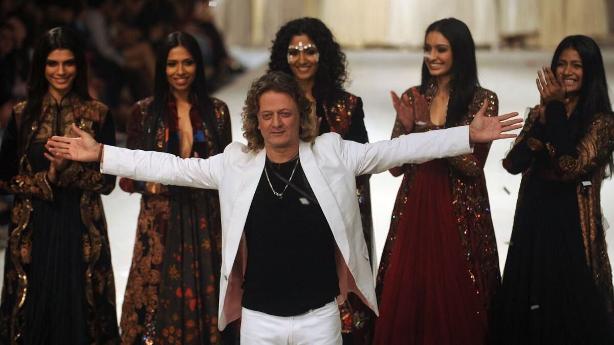 Hint Modası, Eğlence Kardeşliği Rohit Bal'a Yürekten Saygı Duyuyor