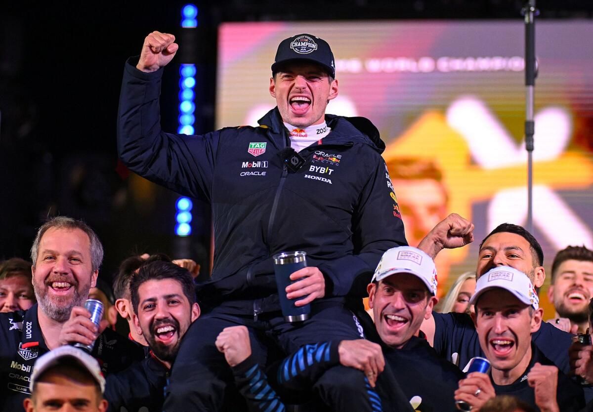 'Kimse Yenilmez Değildir': Verstappen Rakipleri Şampiyonu Tahttan İndirebileceklerine İnanıyor