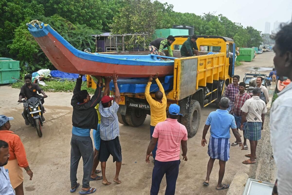 Sri Lanka'da Fırtına Hindistan'a Giderken Dört Çocuk Boğuldu