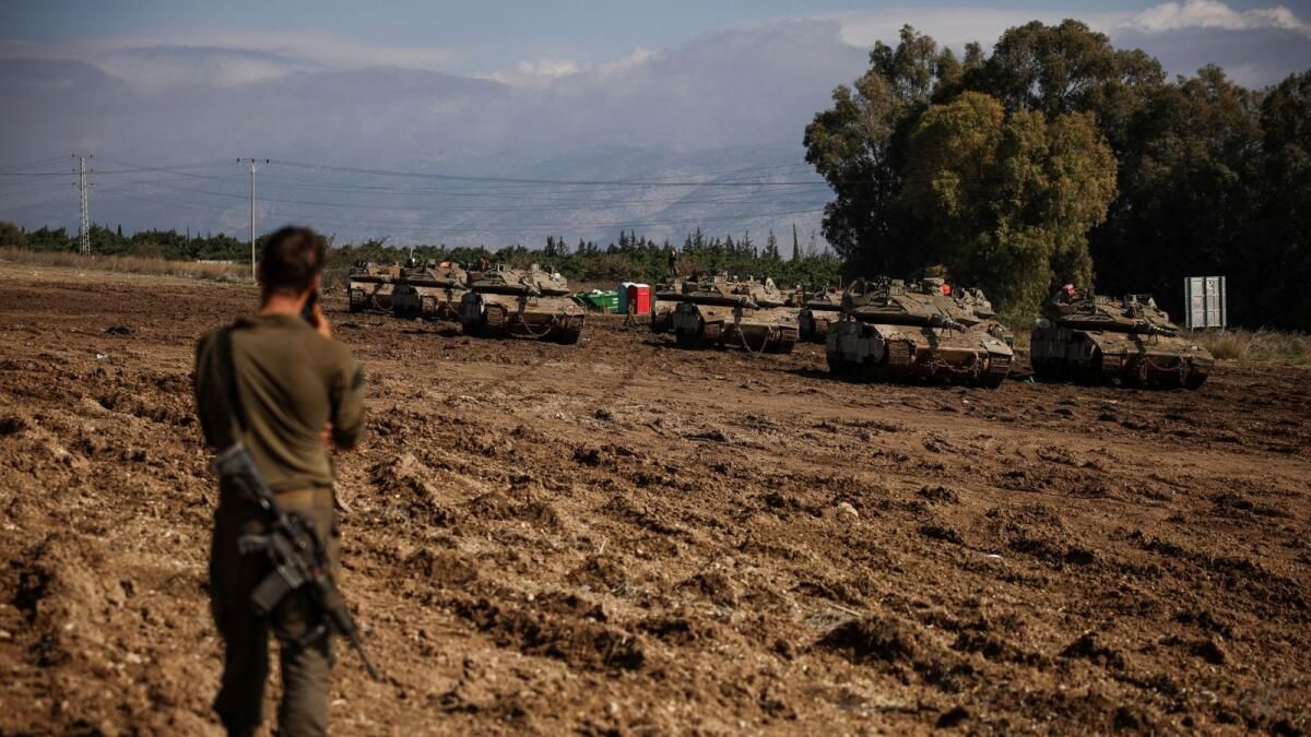 İsrail, Hizbullah'la Ateşkesin İhlal Edildiğini, Güney Lübnan'a Ateş Açıldığını Söyledi