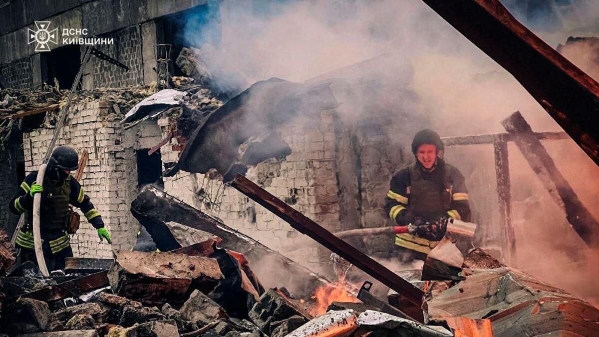 Rusya, Kiev'e İnsansız Hava Aracı ve Füze Saldırısı Başlattı