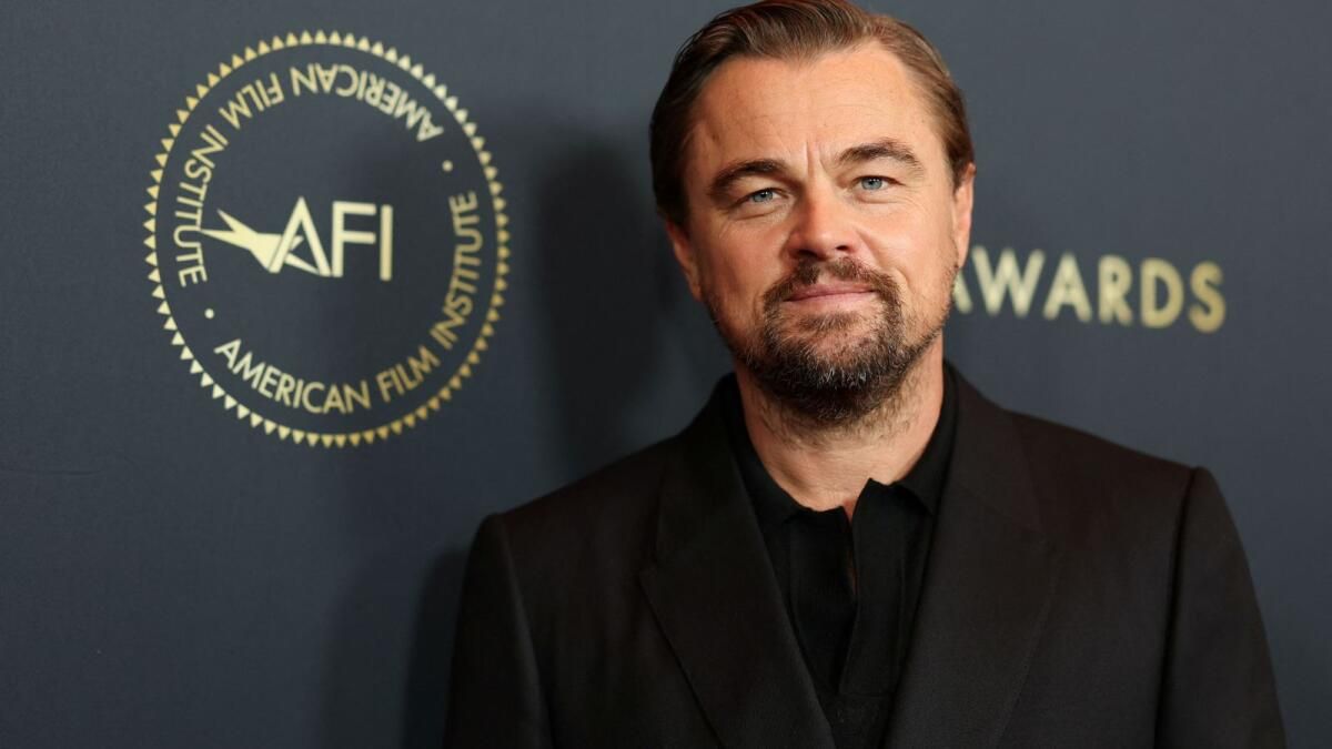 Leonardo Dicaprio Doğum Gününü Brad Pitt, Robert De Niro ile Kutluyor