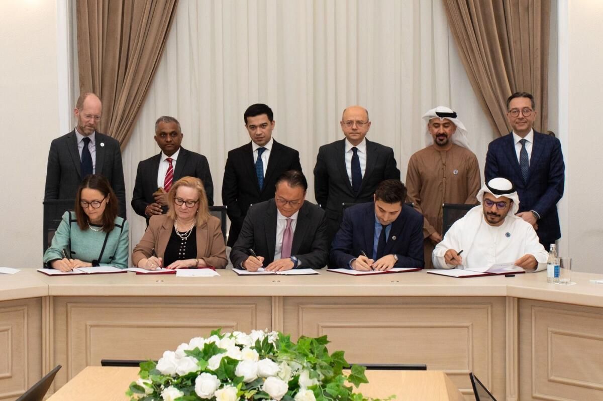 Masdar ve Socar Green, Azerbaycan'daki 760mw'lık Güneş Enerjisi Projeleri için Finansal Kapanış Gerçekleştirdi