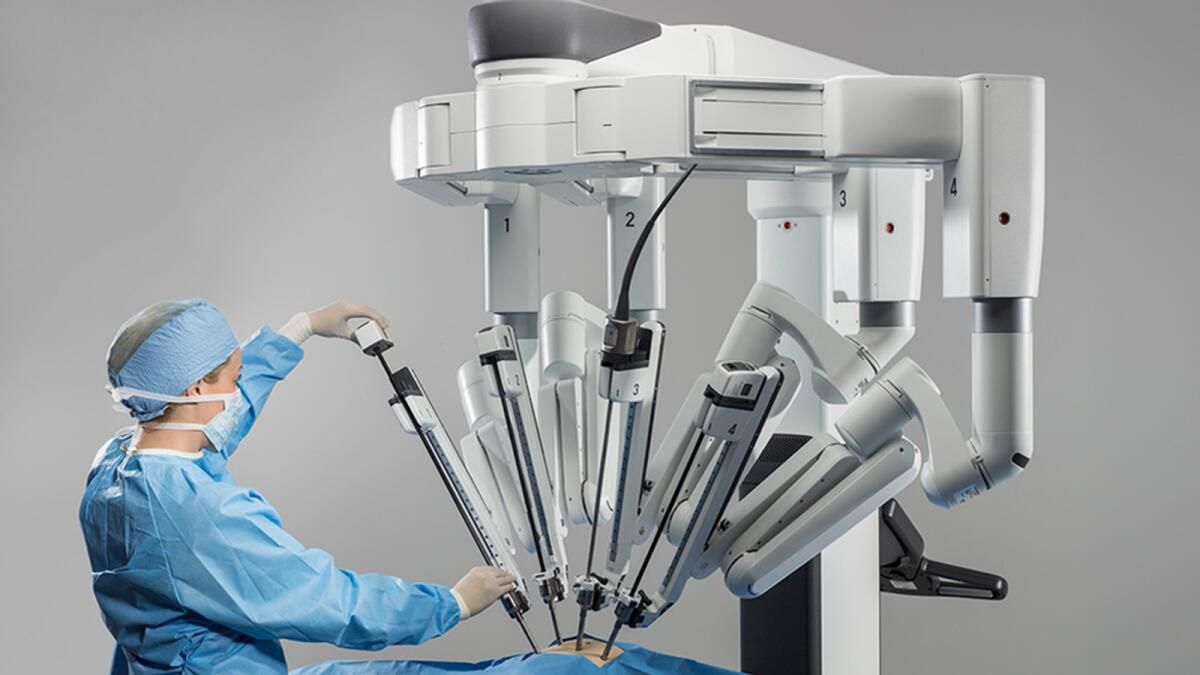 Mediclinic Şehir Hastanesi 1.500'üncü Robotik Cerrahi Prosedürünü Gerçekleştiriyor
