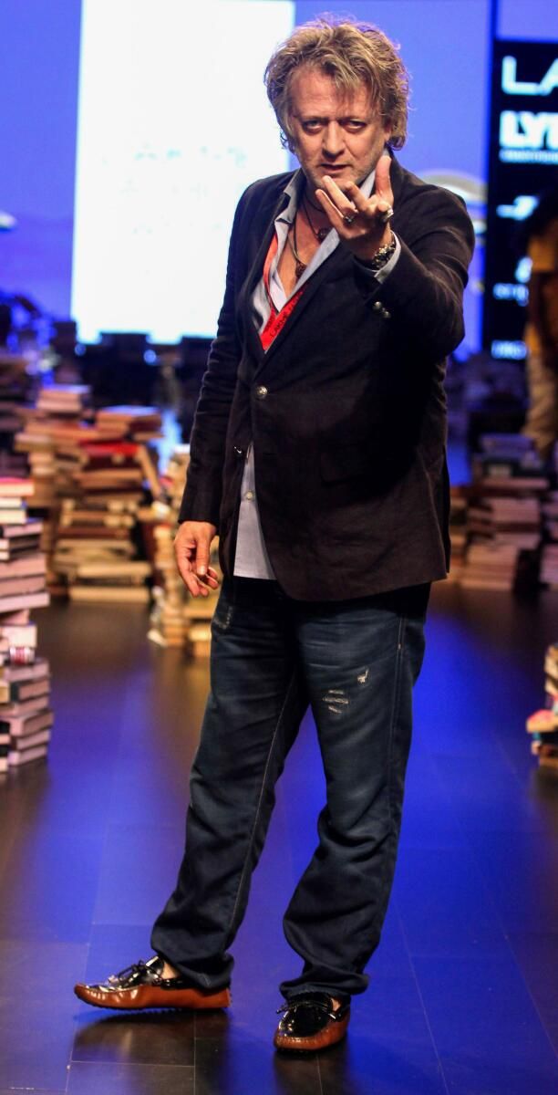 Rohit Bal: Ünlü Tasarımcının İkonik Mirasına Bir Bakış