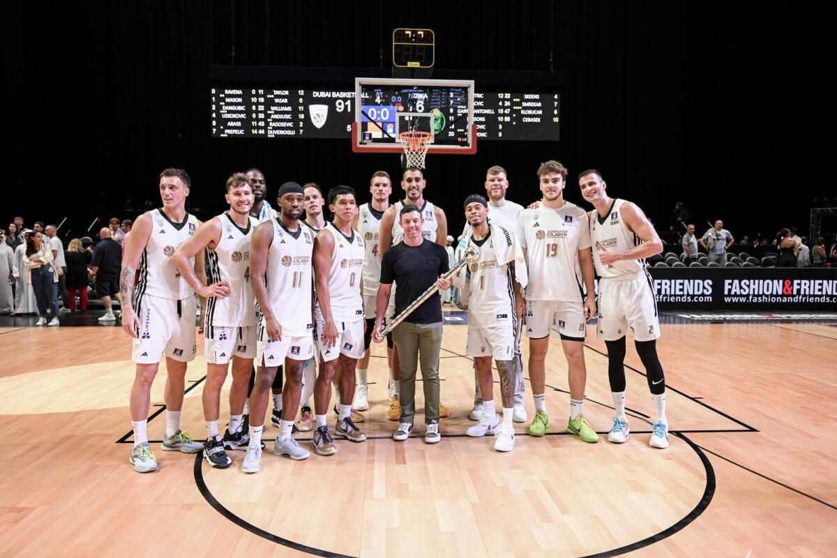 Rory Mcılroy, Dubai Basketbol Takımı ile Golf Zaferini Kutladı