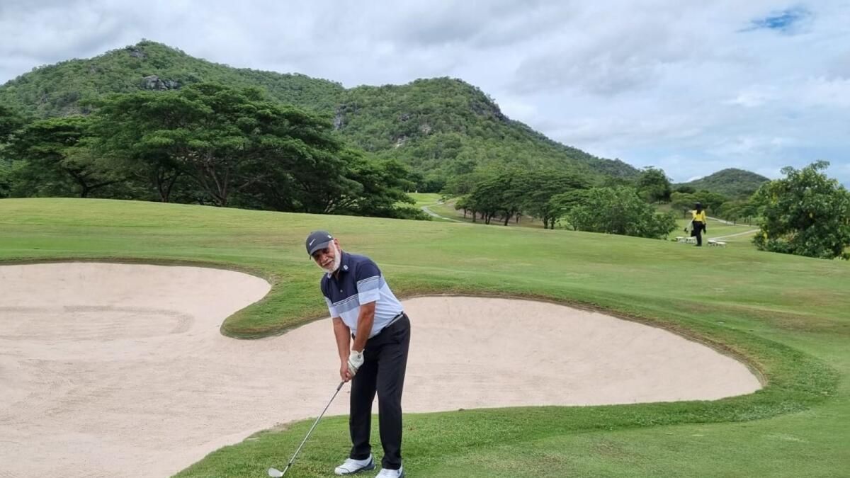 Şahin Poposu: Kriket ve Squash'tan Tutkulu Golfçüye ve Sharjah Golf ve Atış Kulübü Kaptanına