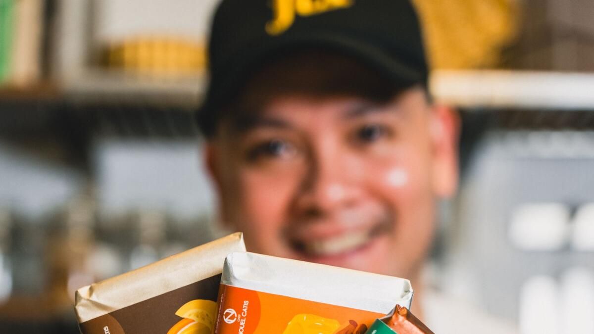 BAE: Dubai'nin Viral Antep Fıstıklı Kunafa Çikolatasının Arkasındaki Filipinli Pasta Şefiyle Tanışın