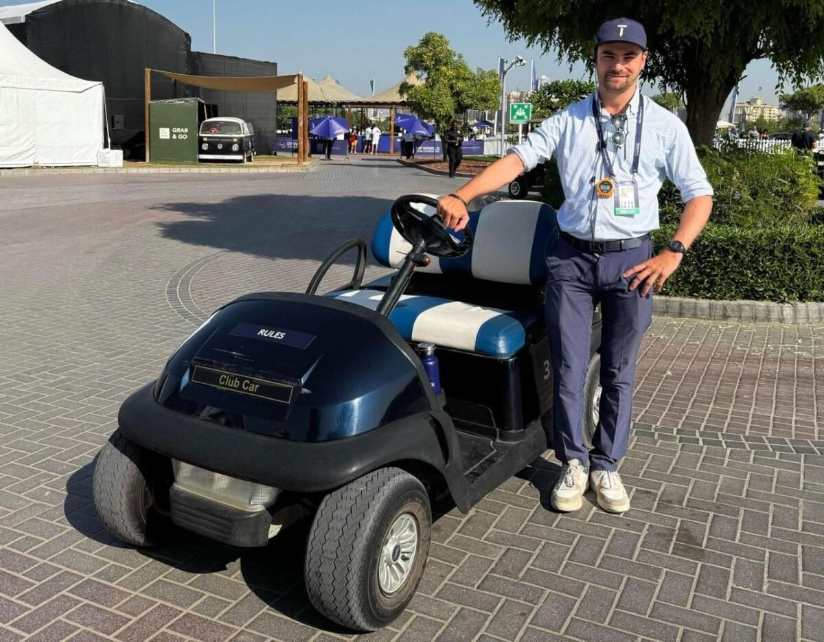 Dubai: Bu Golf Yetkilisi Beyin Felcine Rağmen Engelleri Aşıyor