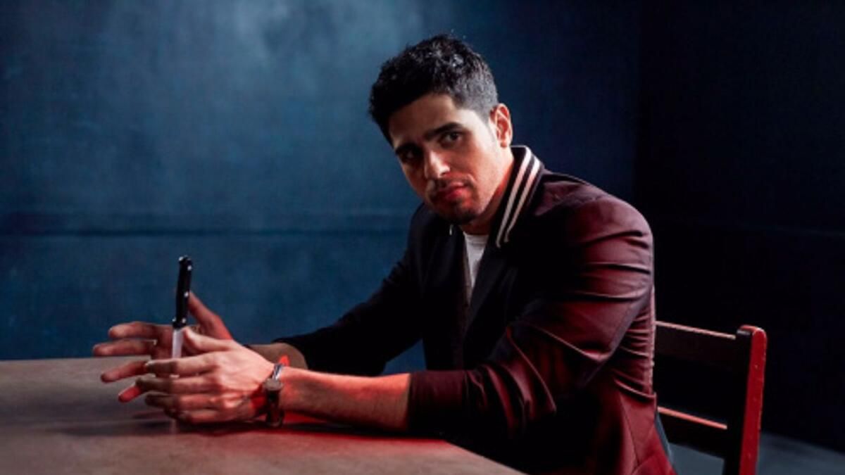 Sidharth Malhotra 'Ittefaq'ın 7. Yılını Kutluyor