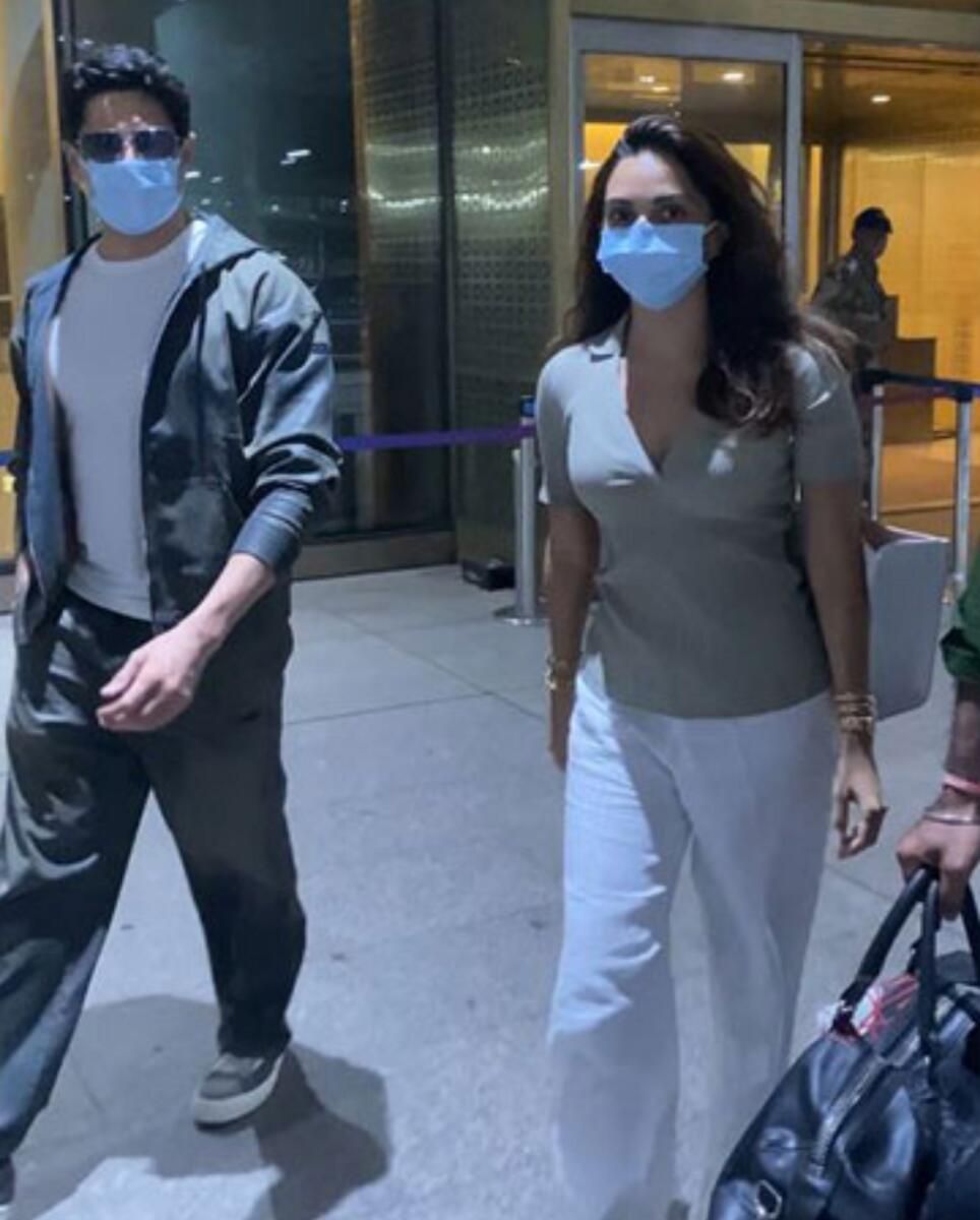 Sidharth Malhotra, Kiara Advani, Delhi Diwali'den Sonra Mumbai'ye İndi