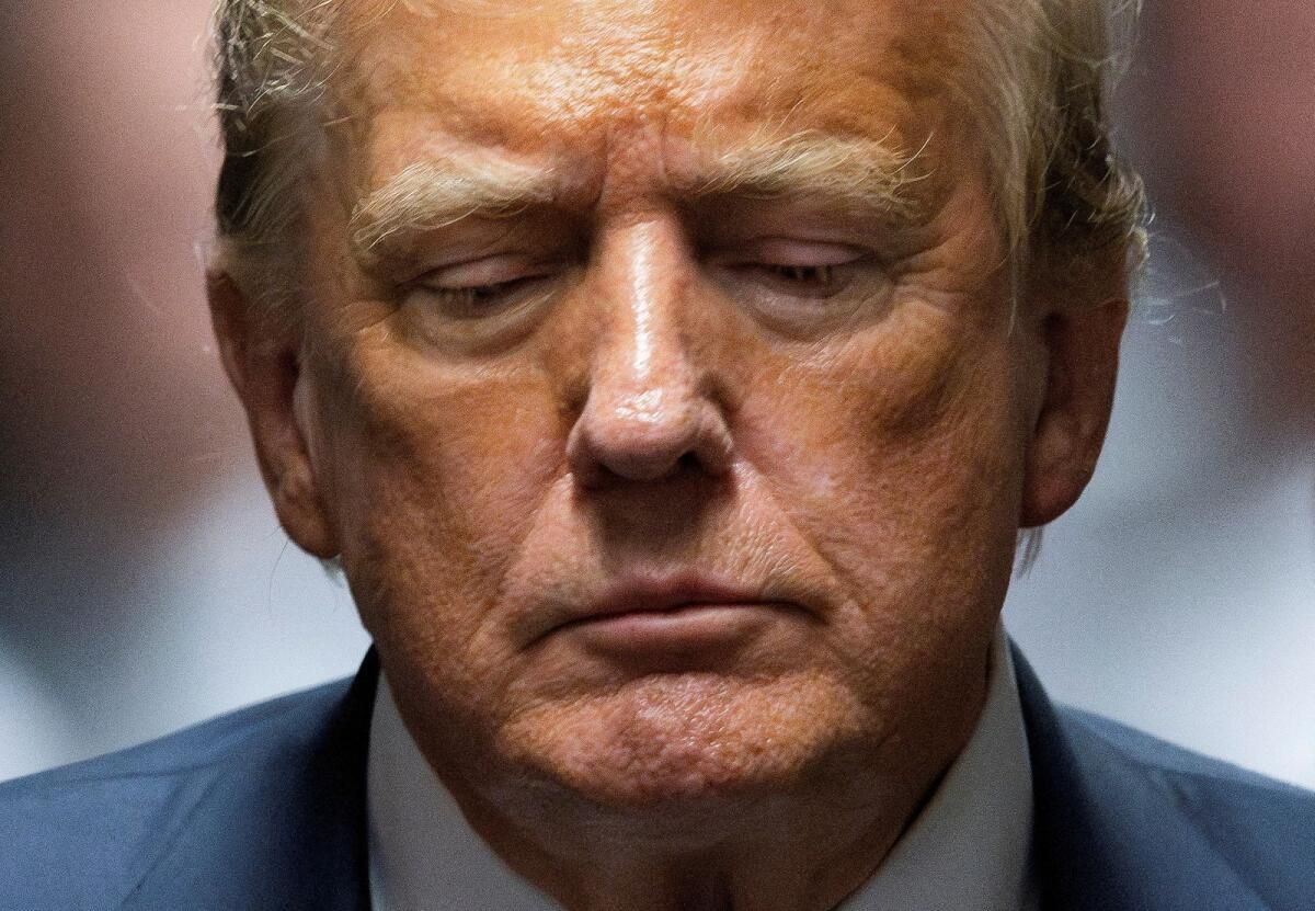 Trump Putin ile Konuştu, Ukrayna'da Tırmanmaya Karşı Uyardı: Rapor