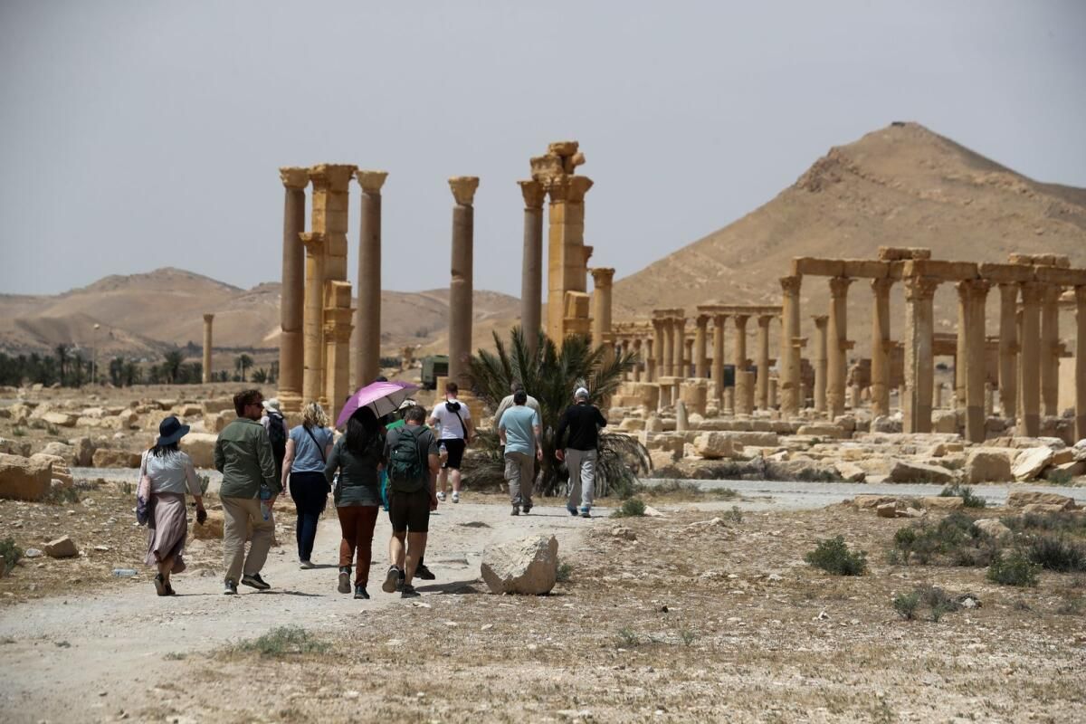 Suriye Savaş Gözlemcisi, İsrail'in Palmira'ya Saldırısında Dört Savaşçının Öldüğünü Söyledi
