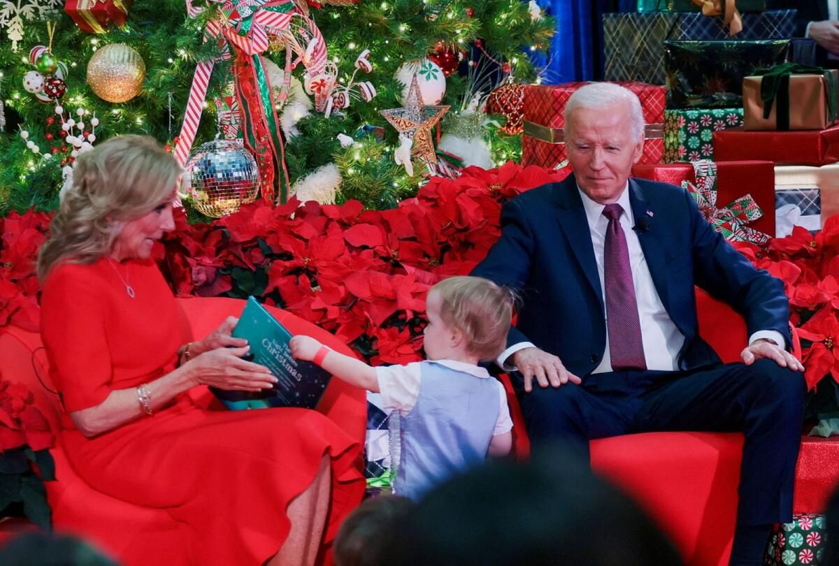 Solma: Biden Arka Planda Kaybolur
