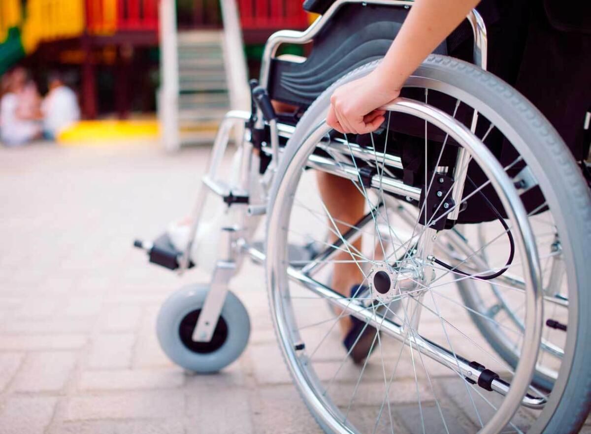 BAE'deki işler: Kararlı İnsanlar Abu Dabi'deki Özel Sektör Rollerine Nasıl Başvurabilir?