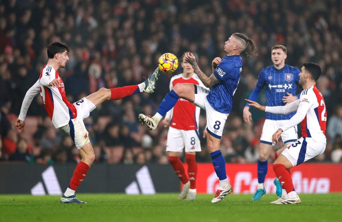 Arsenal, Premier Lig Şampiyonluk Yarışında Liverpool'a Meydan Okuyor