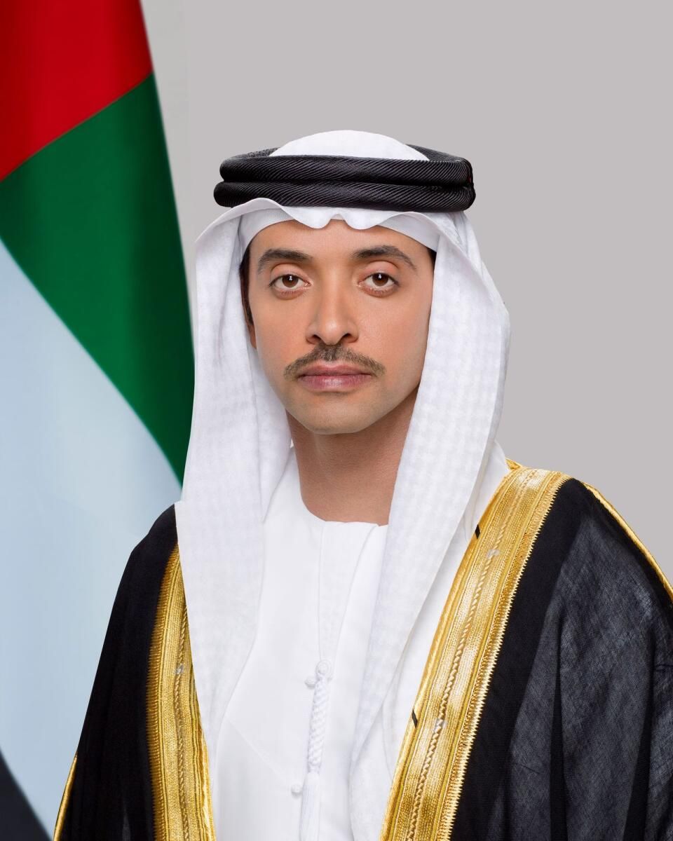 BAE Başkanı Hazza Bin Zayed'i Hükümdarın Al Ain Bölgesindeki Temsilcisi Olarak Atadı
