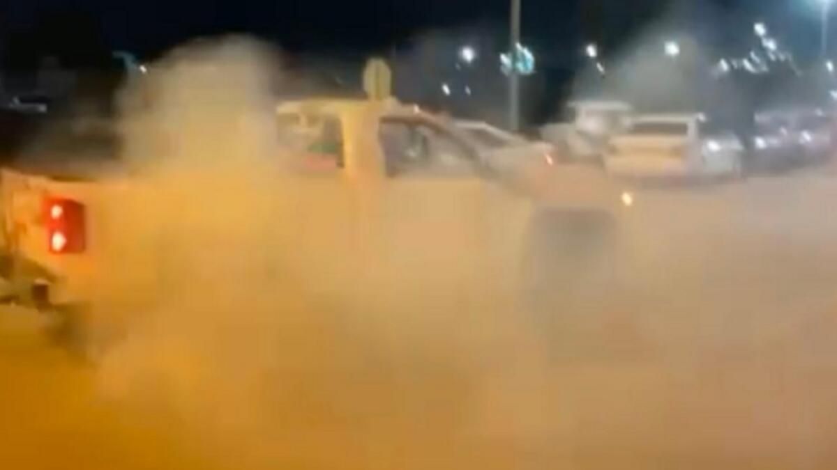 BAE: Fujairah'ta Birkaç Pervasız Sürücü Tutuklandı