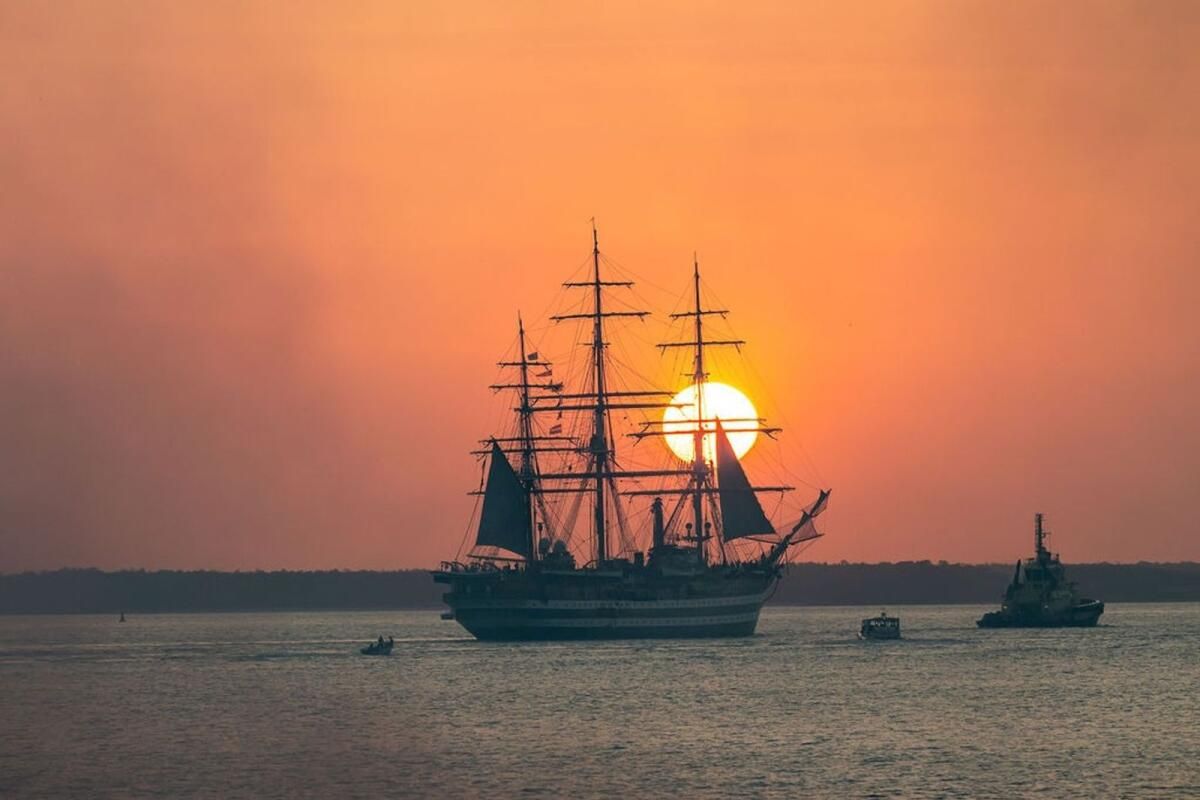 BAE: İtalyan Gemisi 'Amerigo Vespucci' Abu Dabi'ye Geldi