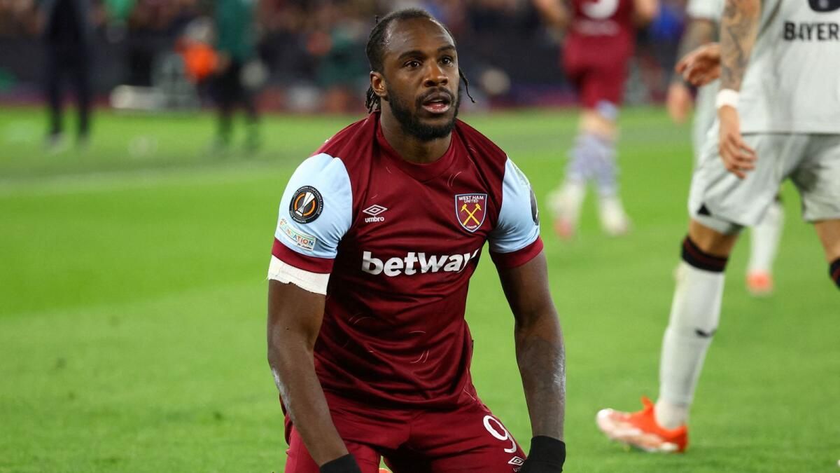 West Ham'ın Antonio'su Araba Kazasında Alt Ekstremite Kırığı Geçirdi