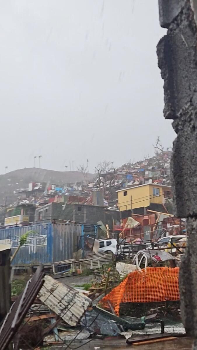 Tarihi Siklon Hamurları Fransa'nın Mayotte Bölgesi, Yıkımdan Korkuldu