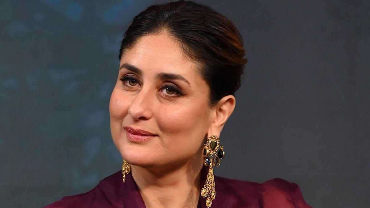 Kareena Kapoor, Kocası Saif Ali Khan, 'Beta' Taimur Ve Jeh'in Fotoğraflarını Paylaşıyor