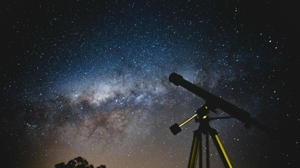 Bu Aralık ayında BAE'de Meteor Yağmuru Nasıl İzlenir