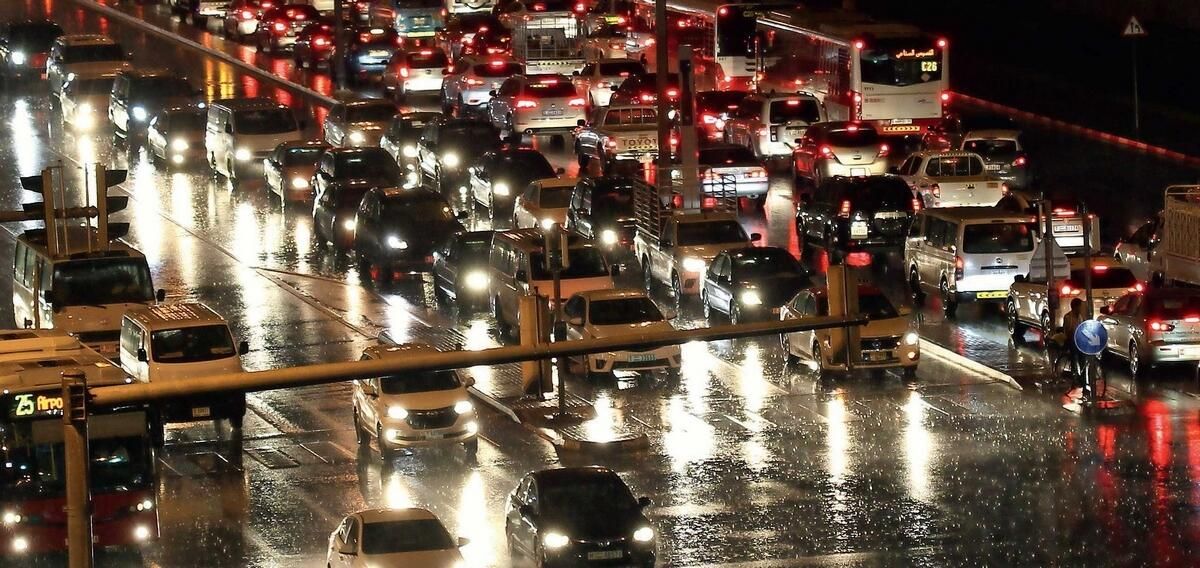 Dubai Polisi Havaalanı Yolundaki Trafik Kazası Konusunda Uyardı