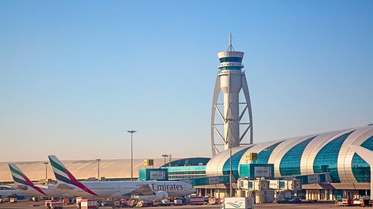 Dubai Polisi, Yoğun Seyahat Dönemi Başladığında Sürücüleri Havaalanı Yollarından Kaçınmaya Çağırıyor