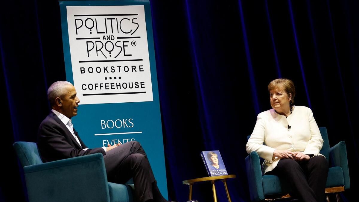 Merkel ve Obama, Eski Şansölye'nin Kitap Turu için Washington'da Bir Araya Geldi